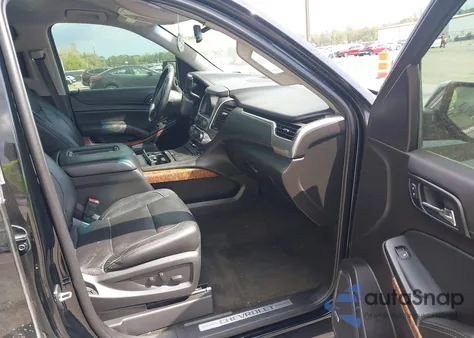 2017 Chevrolet Tahoe Premier z USA, uszkodzony, nr VIN 1GNSKCKC0HR217378